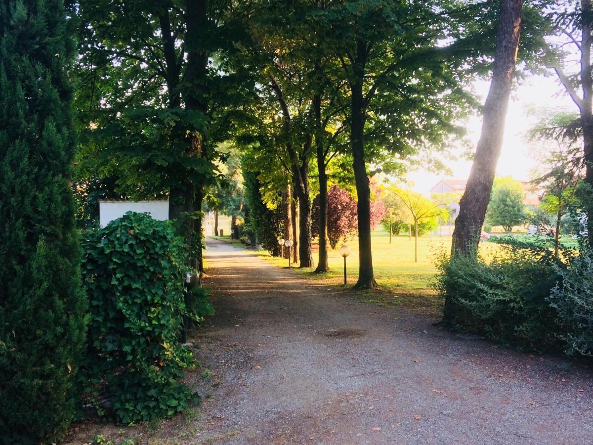 Casale Del Fattore Cesena Luaran gambar