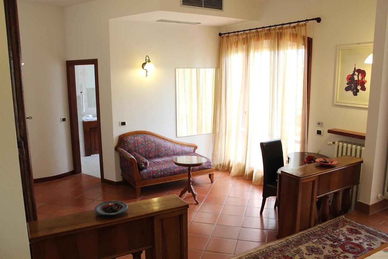 Casale Del Fattore Cesena Luaran gambar